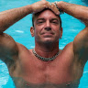 Meet your Posher, Chris s